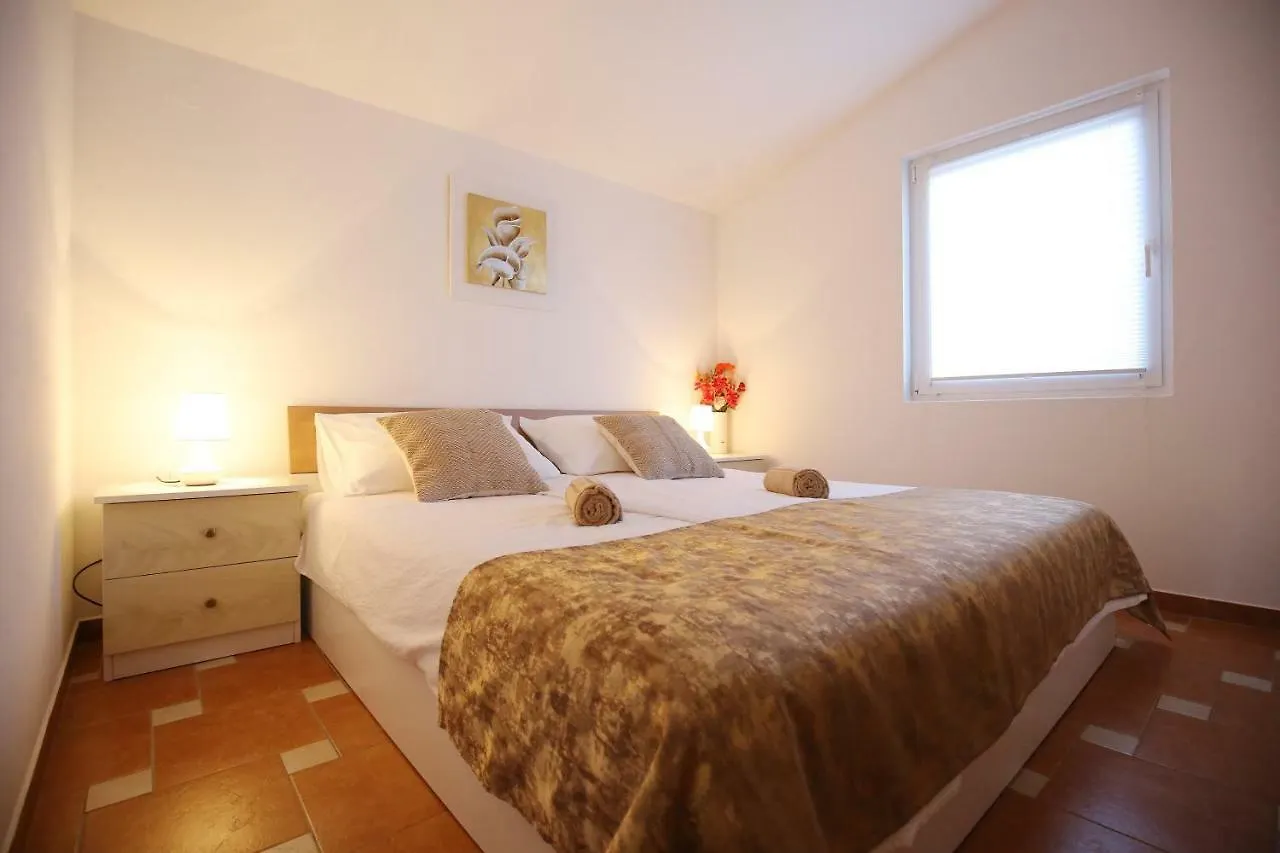 Apartament House Pesa Vir 0*,  Chorwacja